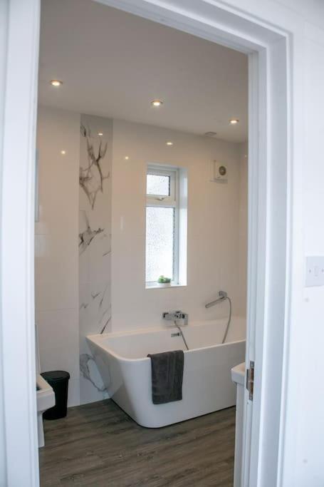 Stylish Retreat In Leigh-On-Sea Apartamento Southend-on-Sea Exterior foto