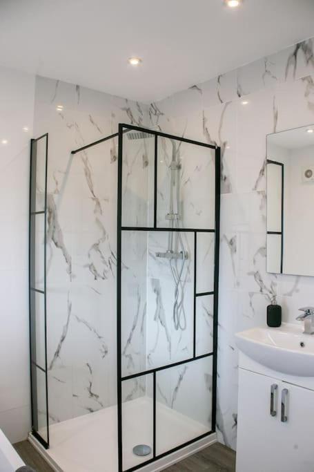 Stylish Retreat In Leigh-On-Sea Apartamento Southend-on-Sea Exterior foto