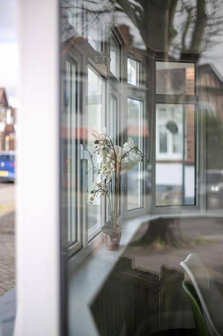 Stylish Retreat In Leigh-On-Sea Apartamento Southend-on-Sea Exterior foto