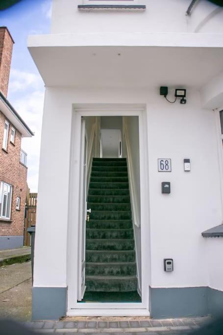 Stylish Retreat In Leigh-On-Sea Apartamento Southend-on-Sea Exterior foto
