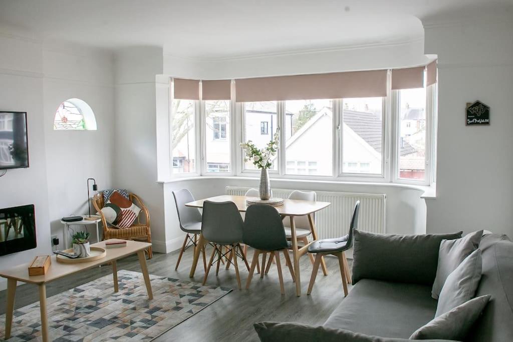 Stylish Retreat In Leigh-On-Sea Apartamento Southend-on-Sea Exterior foto